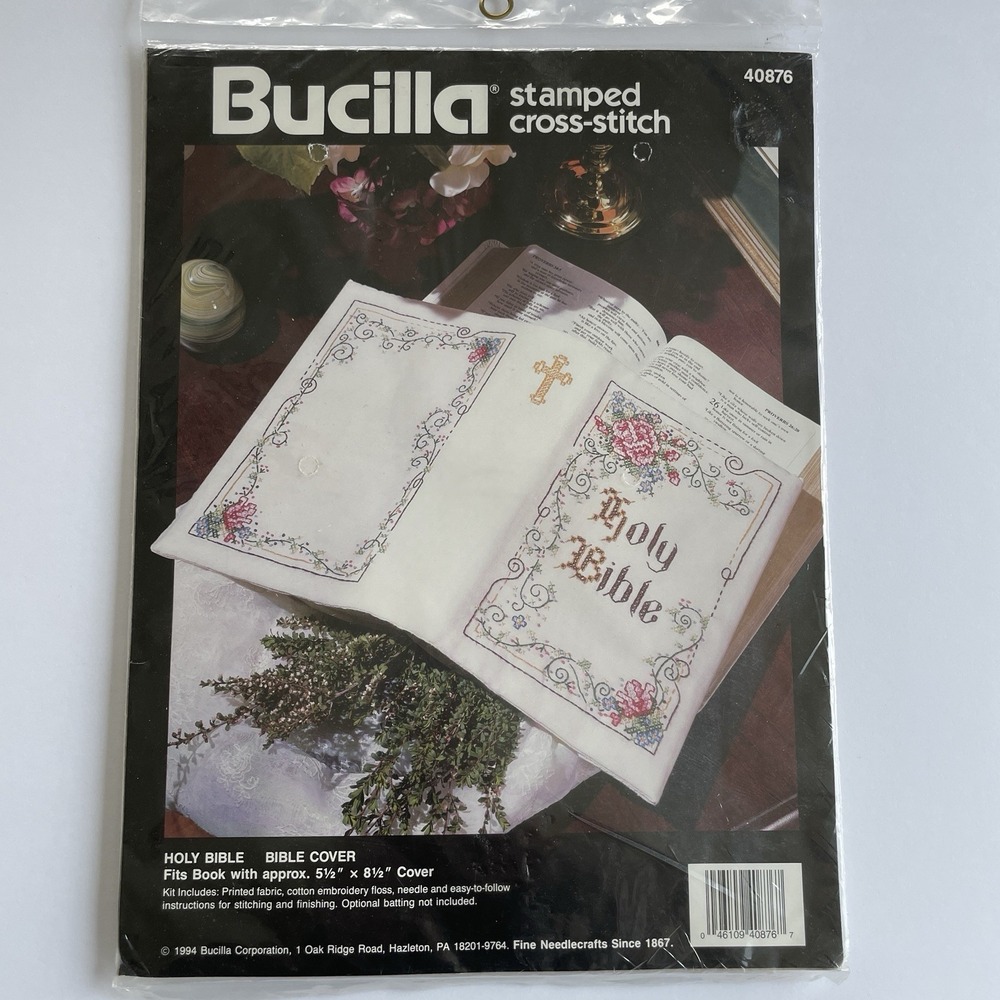 Vtg Bucilla Stamped Cross Stitch Kit 40876 Holy Bible Bible Cover 5.5"x 8.5" New
